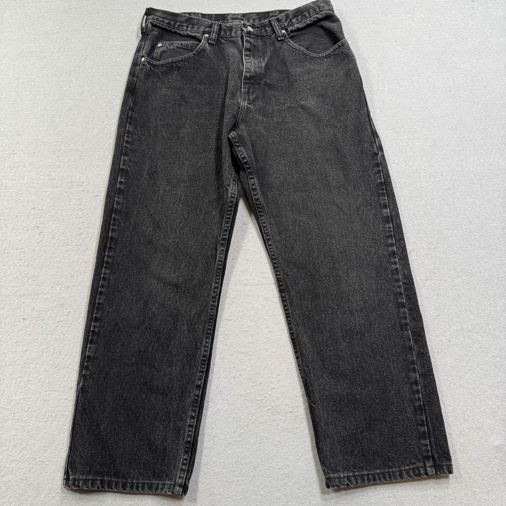 Wrangler Jeans Men's 34x30 Black Denim Straight Leg Relaxed Fit Cowboy Western